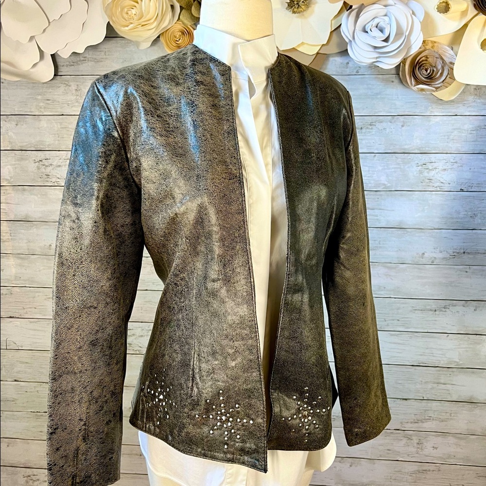 Women's Edarly Distressed Brown Leather Jacket/ Coat Studded Size Medium Crackle
